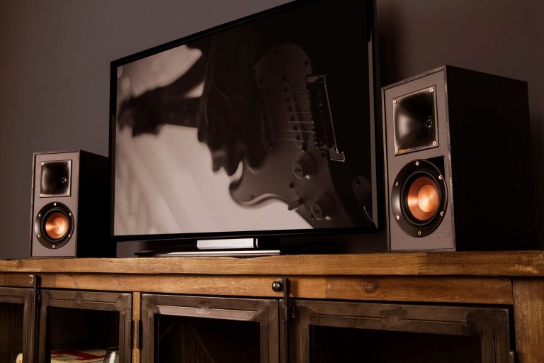 Tech advice Active stereo speakers advantages Richer Sounds Blog